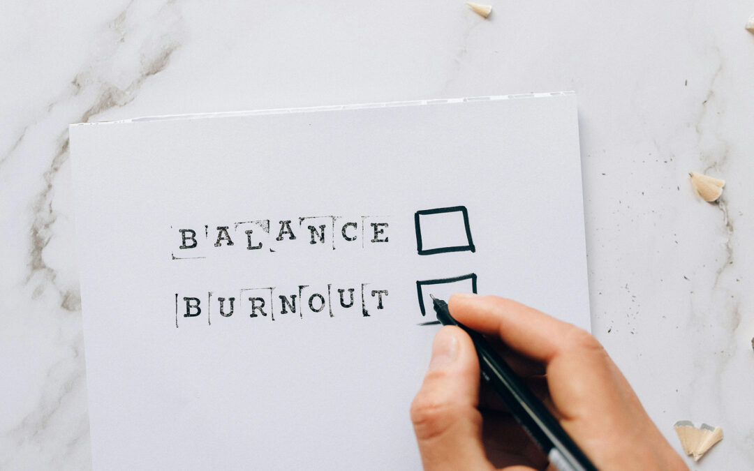 Burn-out & ziekteverzuim: over algemene plichten, zorgwekkende cijfers en gezond leiderschap